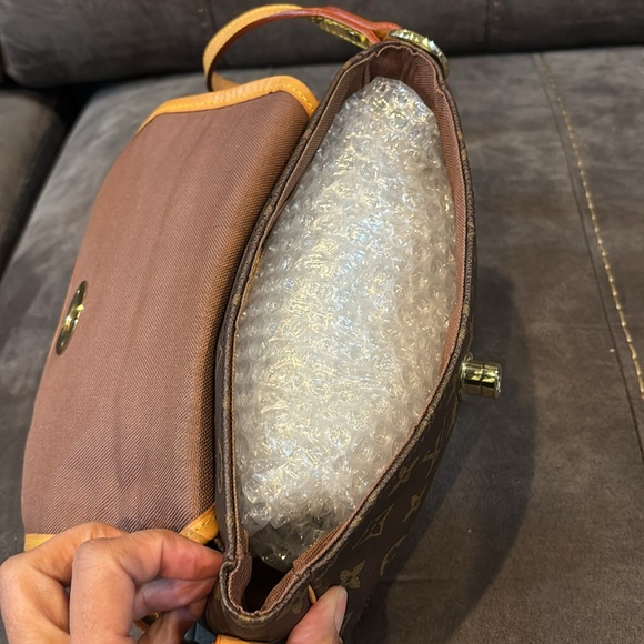 Authentic Louis Vuitton Monogram Tikal Shoulder Bag *READ* - Picture 15 of 15